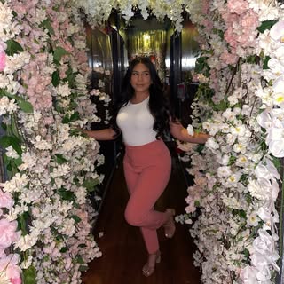 Profile Picture of Stephanie Herrera (@jetaimestephanie) on Instagram