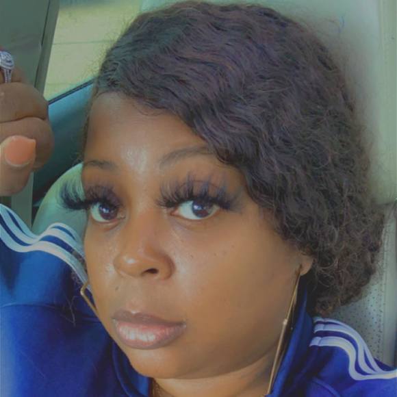 Profile Picture of Toya Davis (@toyadavis982) on Poshmark