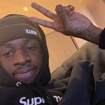 Profile Picture of TOBI (@tobjizzle) on Instagram