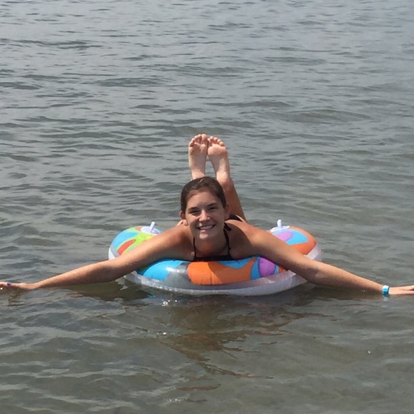 Profile Picture of Mackenzie Kriebel (@mackenziekrieb) on Poshmark