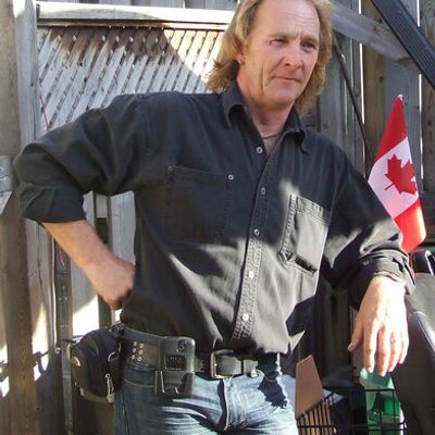 Profile Picture of Robert Leirsch (@sniffer280) on Twitter