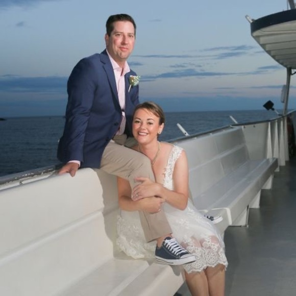 Profile Picture of Laurel Mcilroy (@laurelmcilroy) on Poshmark