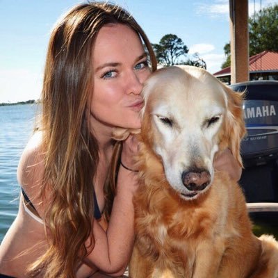 Profile Picture of Alexa Ager (@alexaager) on Twitter