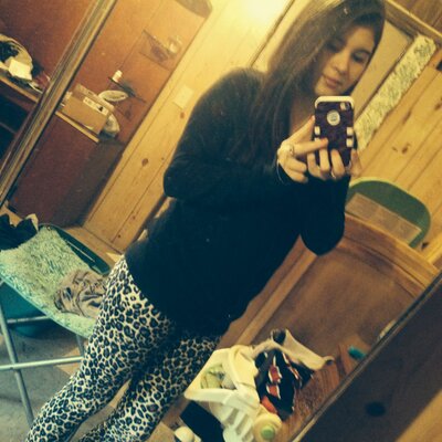 Profile Picture of Whitney Holifield (@babymama71814) on Twitter