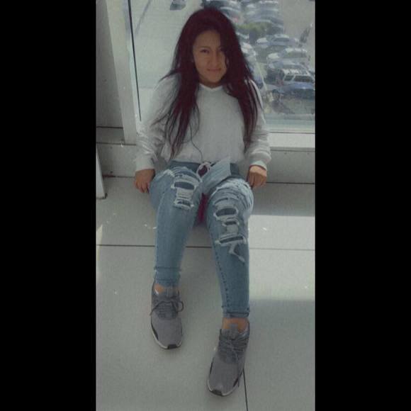 Profile Picture of Nathaly Cabrera (@nathax3) on Poshmark