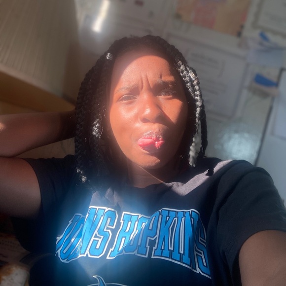 Profile Picture of Uk Ebong (@uwaky4real04) on Poshmark