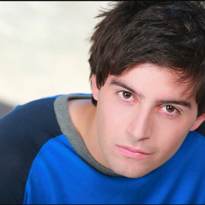 Profile Picture of Michael Nouri (@MichaelCryson) on Twitter