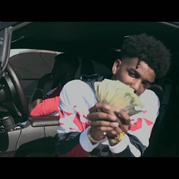 Michael Daddona - Poshmark Profile Picture of Michael Daddona (@michaelgkak) on Poshmark