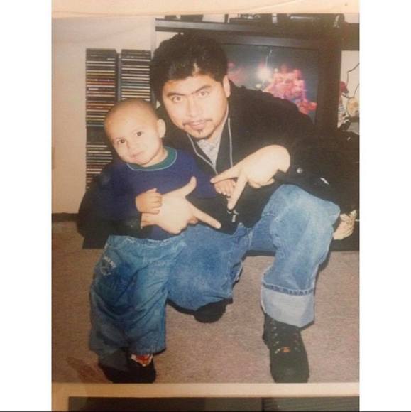 Profile Picture of Shawn De guzmán (@eezy97) on Poshmark