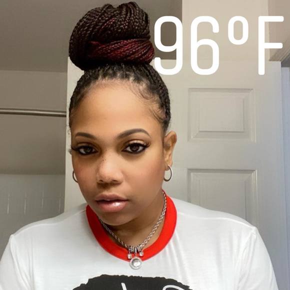 Profile Picture of Talia Thomas (@taliathomas) on Poshmark