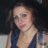 Profile Picture of Lori A. Lopes (@kerssubsbo85) on Twitter