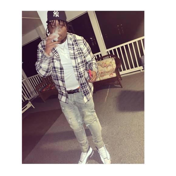 Profile Picture of James Gomillion (@gwalaboybiz520) on Poshmark