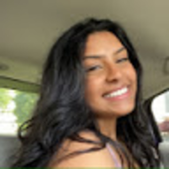 Profile Picture of Hasita Devireddy (@hasita27) on Poshmark