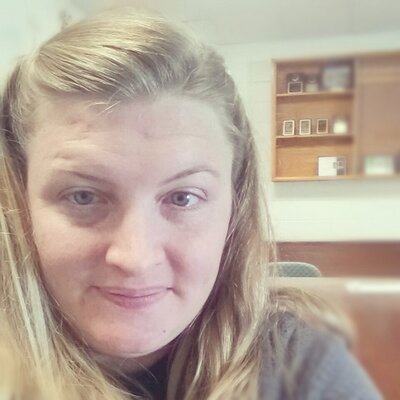 Profile Picture of Valerie Craven (@cvcraven) on Twitter