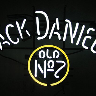 Profile Picture of Topper Harley (@dave2_davide) on Twitter