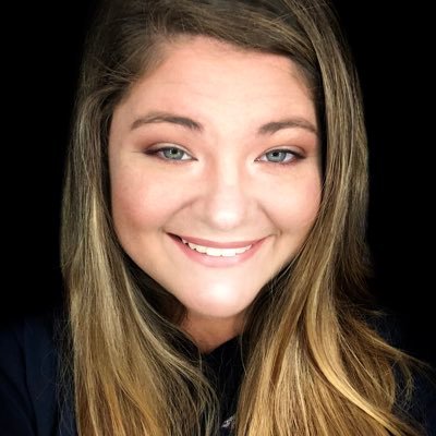 Profile Picture of Brittany English (@BeeeCheyenne) on Twitter