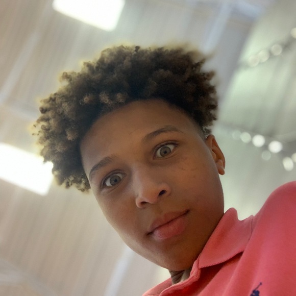 Profile Picture of Rae Jon (@fortnite846) on Poshmark