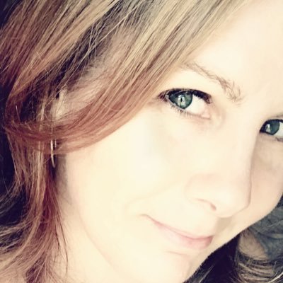 Profile Picture of Deborah Esterline (@deborahhadlich) on Twitter