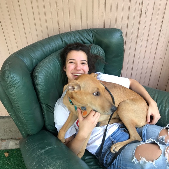 Profile Picture of Charlotte Brasseux (@c_brasseux) on Poshmark