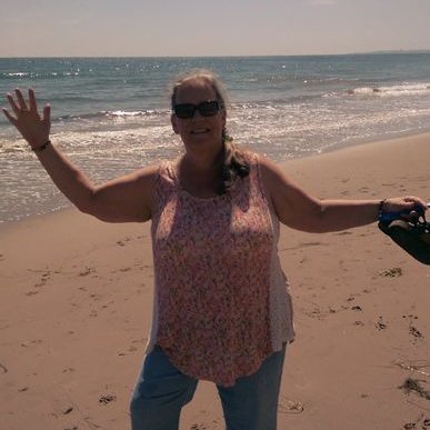 Profile Picture of Lisa Van Hook (@slick_mama) on Twitter