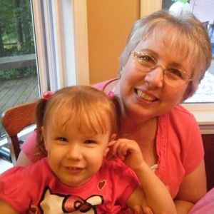 Profile Picture of Joanne Lightner (@ilovecoasters) on Myspace