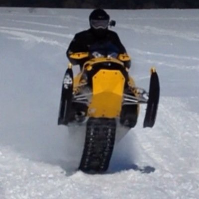 Profile Picture of Nick Burden (@Nickbhouse) on Twitter