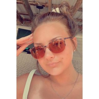 Profile Picture of Hanna Thurston (@hanna.thurston) on Facebook