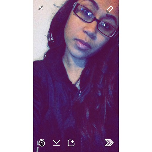 Profile Picture of Chandary Chham (@chandaryxo) on Poshmark