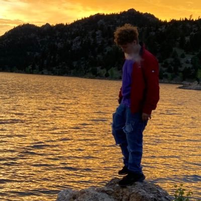 Profile Picture of Aaron (@FolkNem4PF) on Twitter
