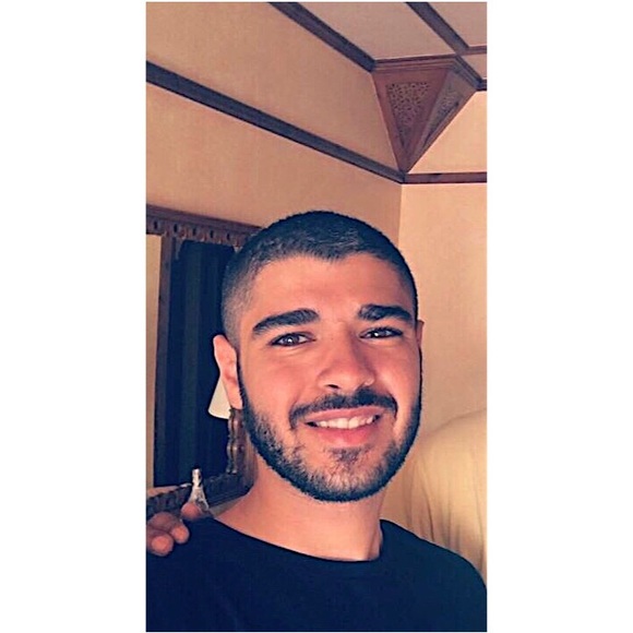 Profile Picture of Joseph Jacob (@joseph_e_jacob) on Poshmark