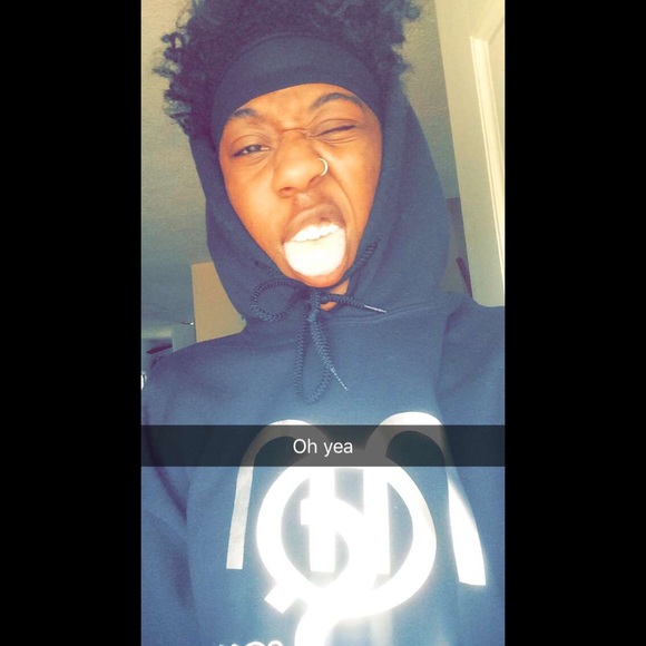 Profile Picture of Kiara Corbin (@macdaddyki) on Poshmark