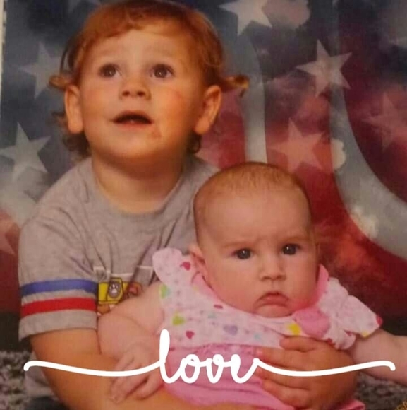 Profile Picture of Rae Krofft (@raekrofft) on Poshmark