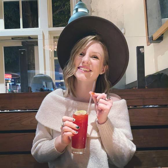 Profile Picture of Bree Cassidy (@breecassidy172) on Poshmark