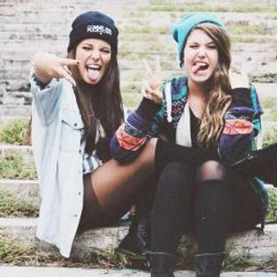 Profile Picture of Ceren (@ceren_carlos) on Twitter