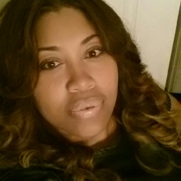 Profile Picture of Aladriane Penrice (@michellep36) on Poshmark