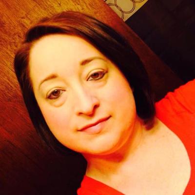 Profile Picture of Amanda R. Daugherty (@AmandaD223) on Twitter