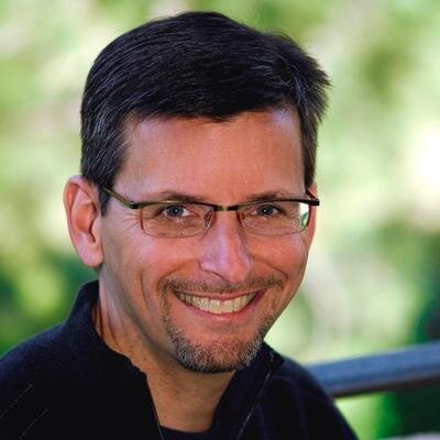 Profile Picture of Tom Rogers (@tomrogersbook) on Twitter