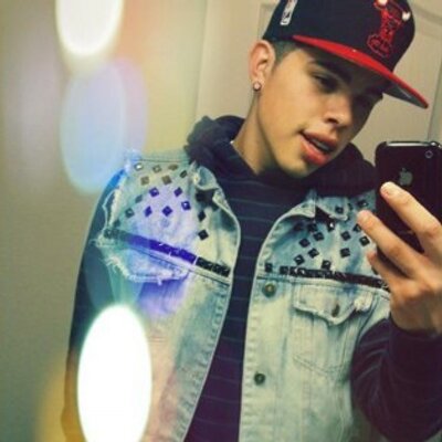 Profile Picture of JeremiahWebber (@JeremiahWebber) on Twitter