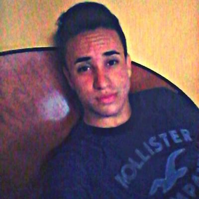 Profile Picture of Iván Espinola (@IROE_7) on Twitter