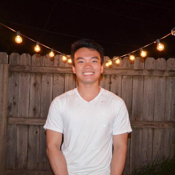 Profile Picture of Kenneth Chiu (@kchiu2001) on Poshmark