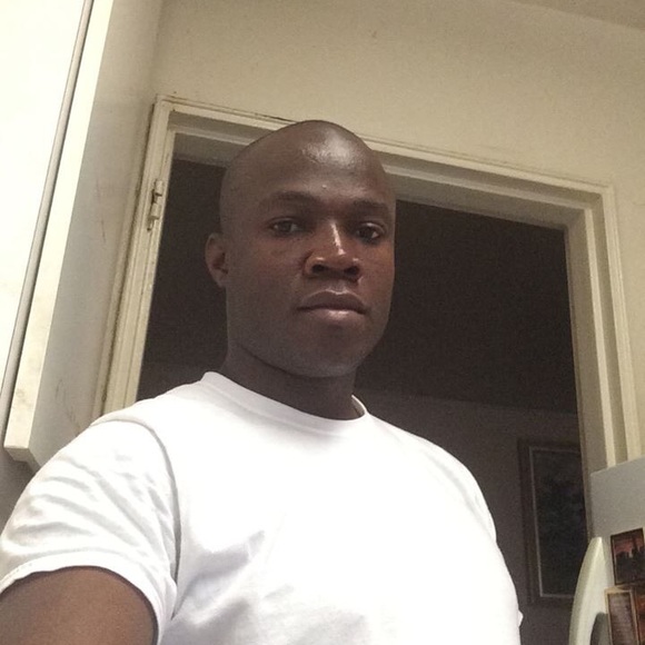 Profile Picture of Jean Francois (@jeanrf) on Poshmark