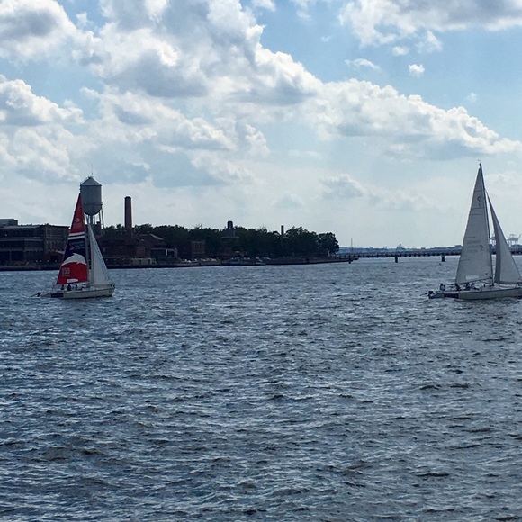 Syn Trydal - Poshmark Profile Picture of Syn Trydal (@luluaddictttt) on Poshmark