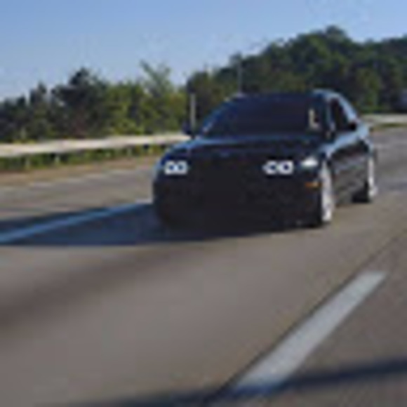 Profile Picture of Avery Borak (@averyborak) on Poshmark