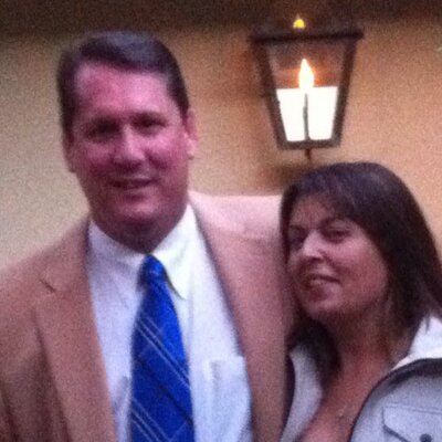 Profile Picture of Julie A. Theriot (@JulieAndBenajah) on Twitter