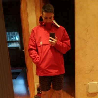 Profile Picture of Hache (@13jDiez) on Twitter