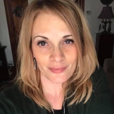 Profile Picture of Lori A Manning (@saxlor1) on Twitter