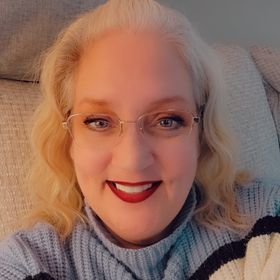 Profile Picture of Alicia Maxwell (@Aliblueyes40) on Pinterest