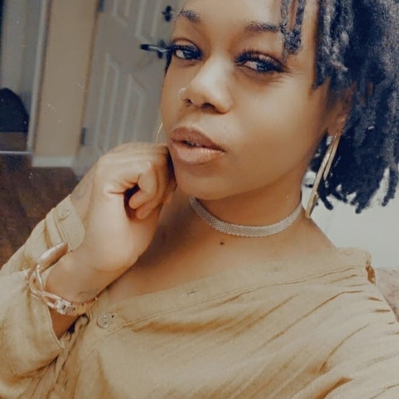 Profile Picture of Briana Roché (@lilmrsbriee) on Poshmark