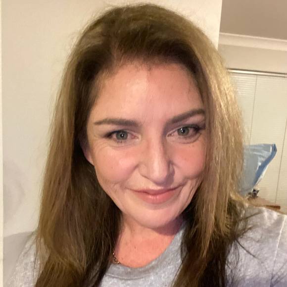 Profile Picture of Michelle Mccance (@chelle8181) on Poshmark