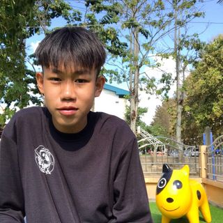 Profile Picture of Rifle Rifle (Legendary) (@dekrifle) on Facebook